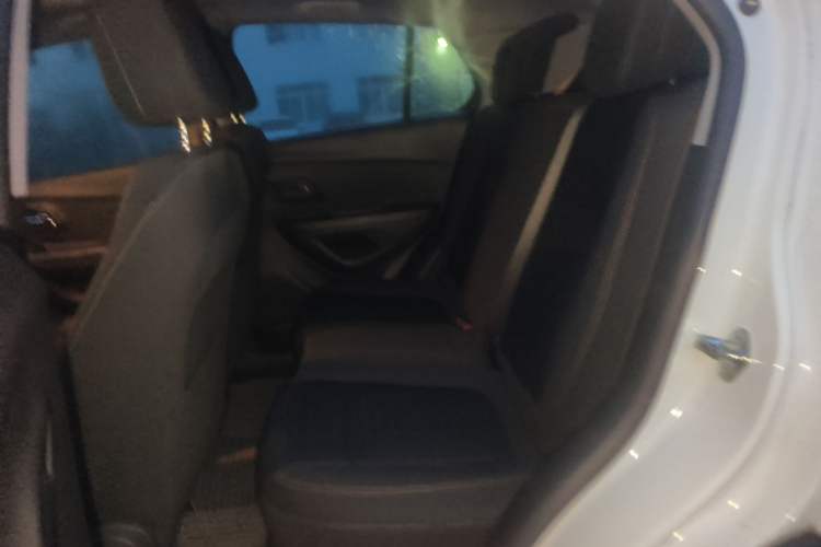 Used Chevrolet Trax 2017 1.4T Automatic Two-Wheel Drive Comfort Version Left Rear Seat