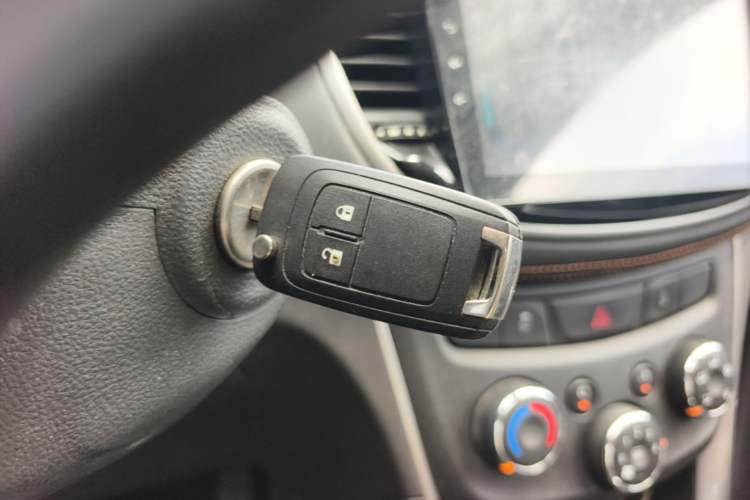Used Chevrolet Trax 2017 1.4T Automatic Two-Wheel Drive Comfort Version Vehicle Key