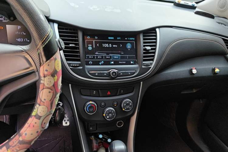Used Chevrolet Trax 2017 1.4T Automatic Two-Wheel Drive Comfort Version Audio And AC Panel