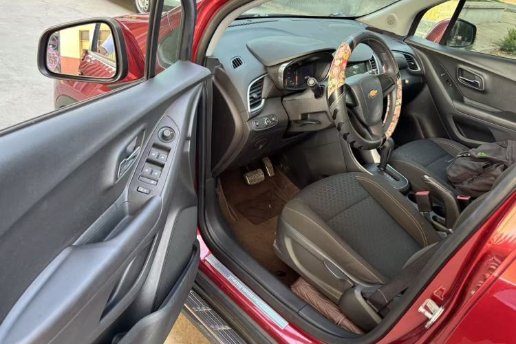 Used Chevrolet Trax 2017 1.4T Automatic Two-Wheel Drive Comfort Version Driver Seat