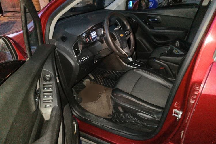 Used Chevrolet Trax 2017 1.4T Automatic Two-Wheel Drive Luxury Version Driver Seat