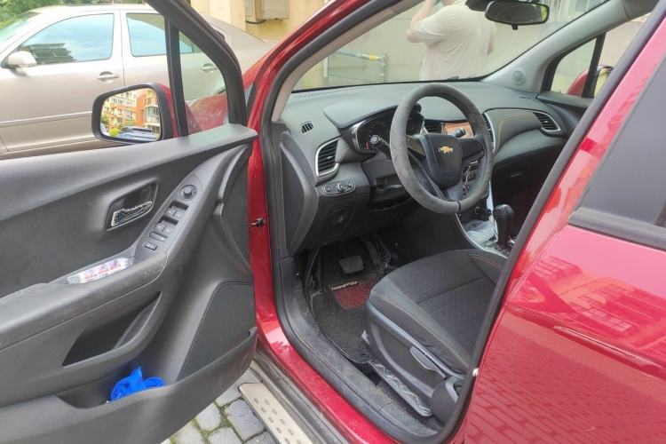 Used Chevrolet Trax 2017 1.4T Automatic Two-Wheel Drive Comfort Version Driver Seat