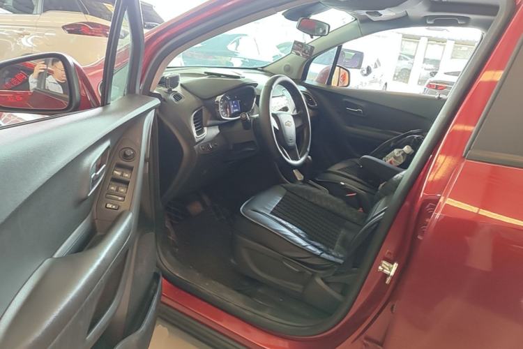 Used Chevrolet Trax 2017 1.4T Automatic Two-Wheel Drive Comfort Version Driver Seat
