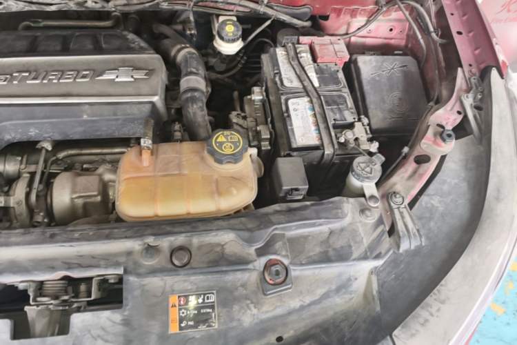 Used Chevrolet Trax 2017 1.4T Automatic Two-Wheel Drive Comfort Version Engine Bay Left