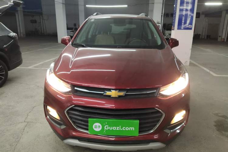 Used Chevrolet Trax 2017 1.4T Automatic Two-Wheel Drive Luxury Version Exterior 1