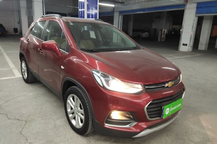 Used Chevrolet Trax 2017 1.4T Automatic Two-Wheel Drive Luxury Version Exterior 2