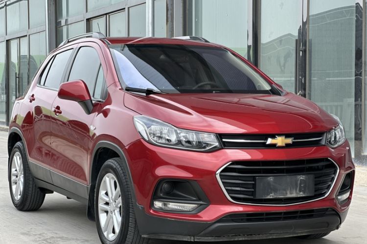 Used Chevrolet Trax 2017 1.4T Automatic Two-Wheel Drive Luxury Version Exterior 2