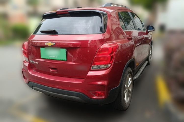 Used Chevrolet Trax 2017 1.4T Automatic Two-Wheel Drive Luxury Version Exterior 4