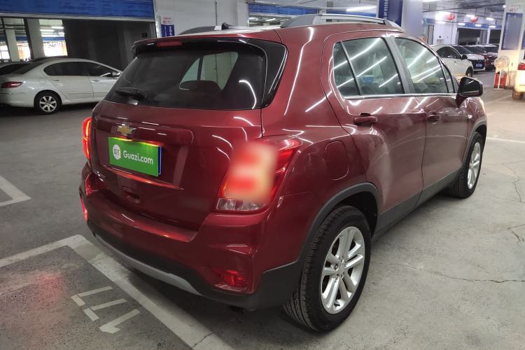 Used Chevrolet Trax 2017 1.4T Automatic Two-Wheel Drive Luxury Version Exterior 5
