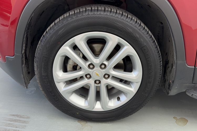 Used Chevrolet Trax 2017 1.4T Automatic Two-Wheel Drive Luxury Version Exterior 5