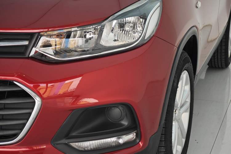 Used Chevrolet Trax 2017 1.4T Automatic Two-Wheel Drive Comfort Version Exterior 6