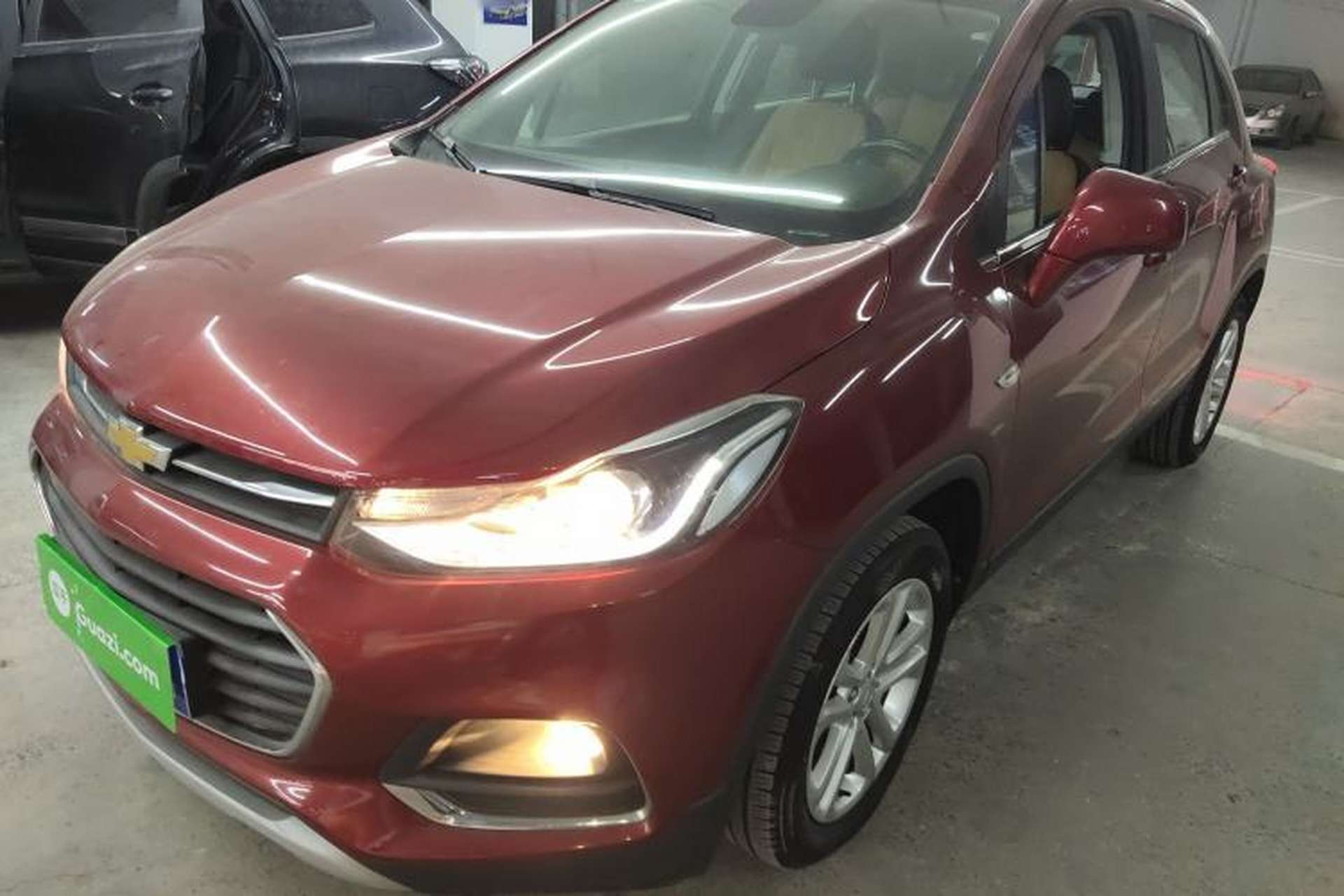 Used Chevrolet Trax 2017 1.4T Automatic Two-Wheel Drive Luxury Version Front Left 45 Deg