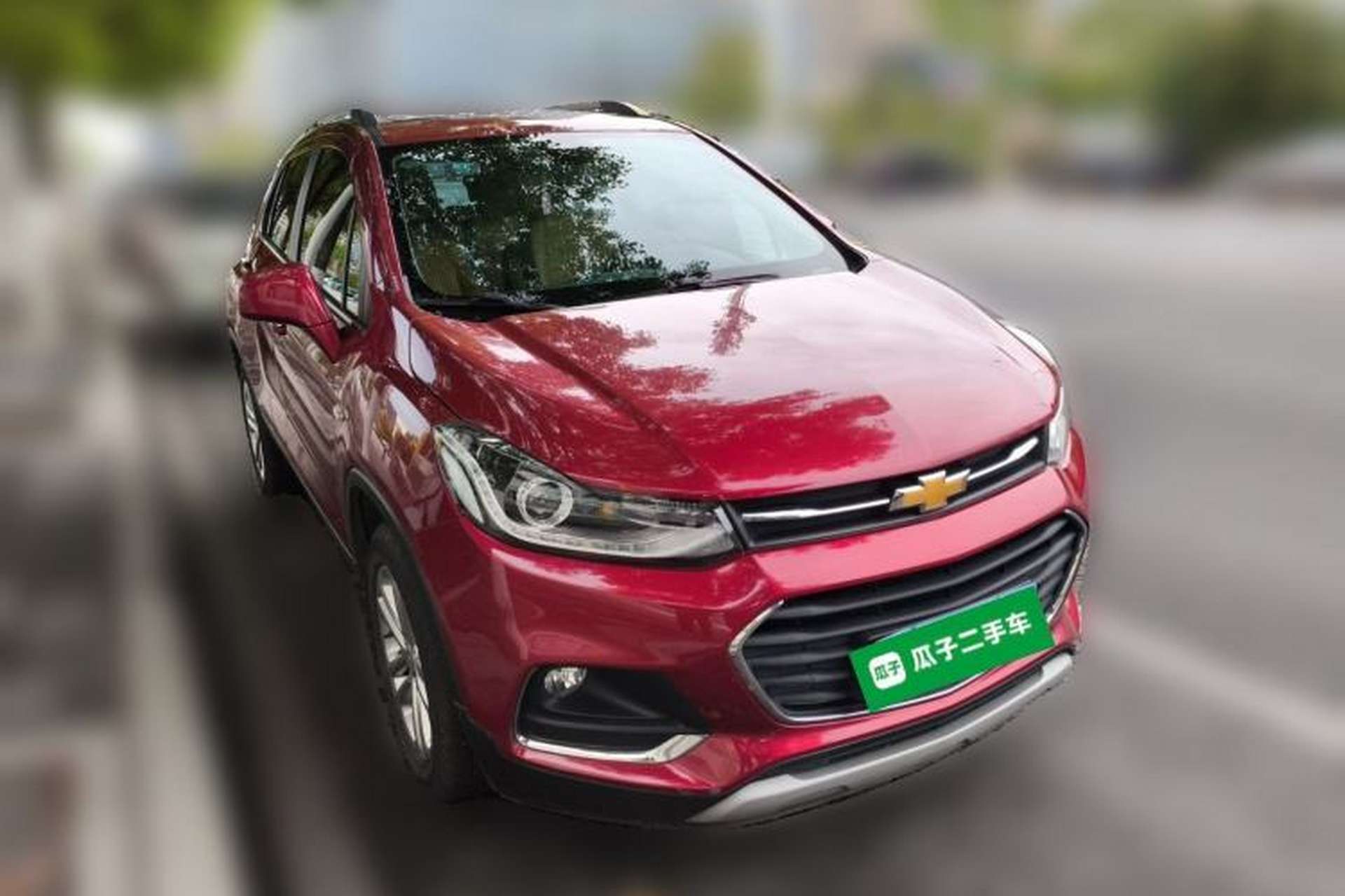 Used Chevrolet Trax 2017 1.4T Automatic Two-Wheel Drive Luxury Version Front Right 45 Deg