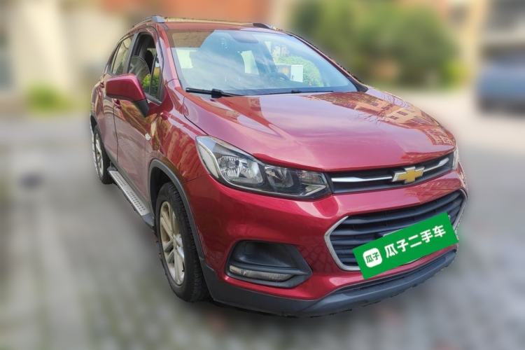 Used Chevrolet Trax 2017 1.4T Automatic Two-Wheel Drive Comfort Version Front Right 45 Deg
