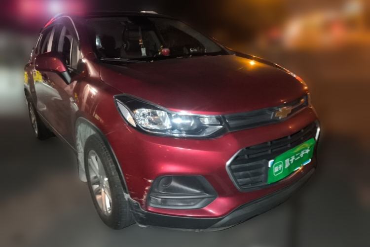 Used Chevrolet Trax 2017 1.4T Automatic Two-Wheel Drive Comfort Version Front Right 45 Deg