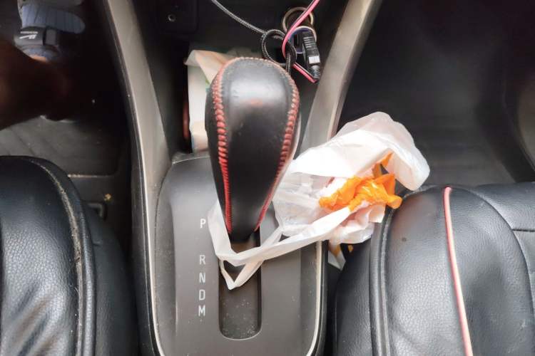 Used Chevrolet Trax 2017 1.4T Automatic Two-Wheel Drive Comfort Version Gear Lever