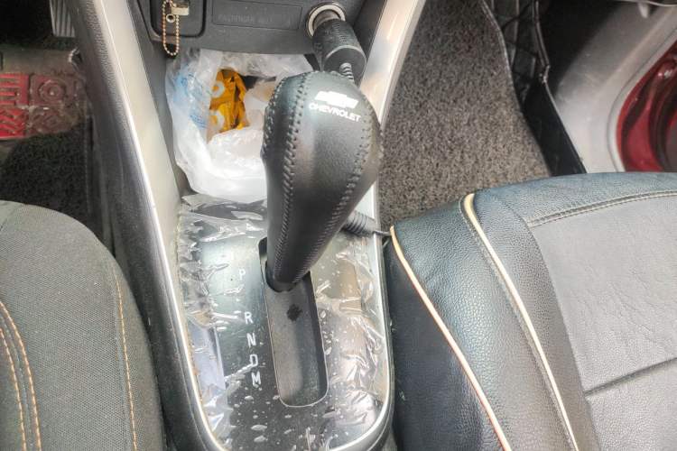 Used Chevrolet Trax 2017 1.4T Automatic Two-Wheel Drive Comfort Version Gear Lever