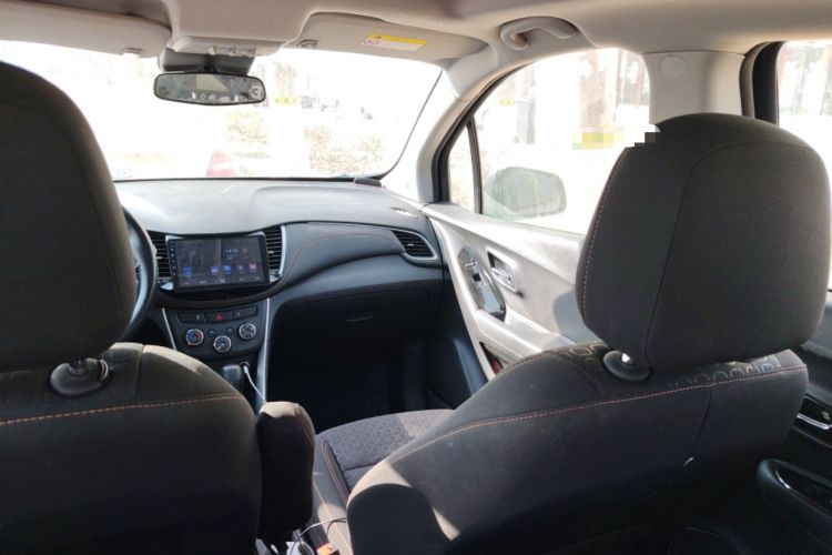 Used Chevrolet Trax 2017 1.4T Automatic Two-Wheel Drive Comfort Version Headliner