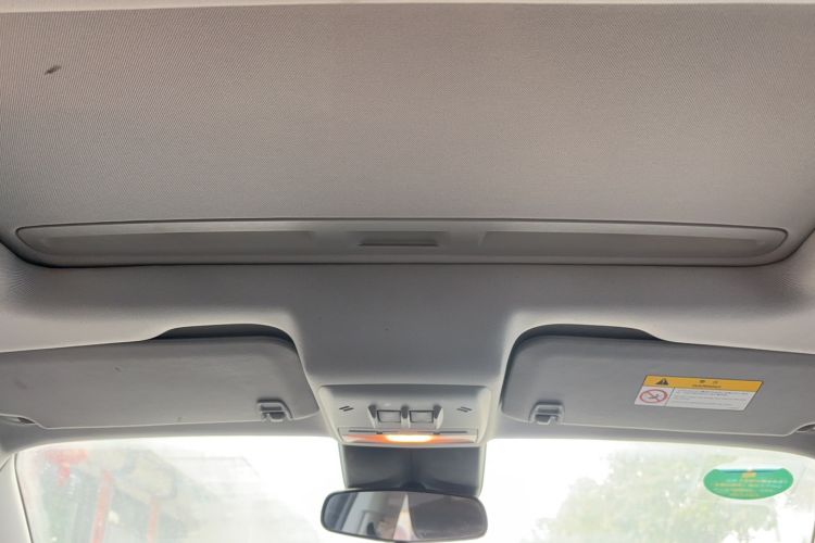 Used Chevrolet Trax 2017 1.4T Automatic Two-Wheel Drive Comfort Version Headliner