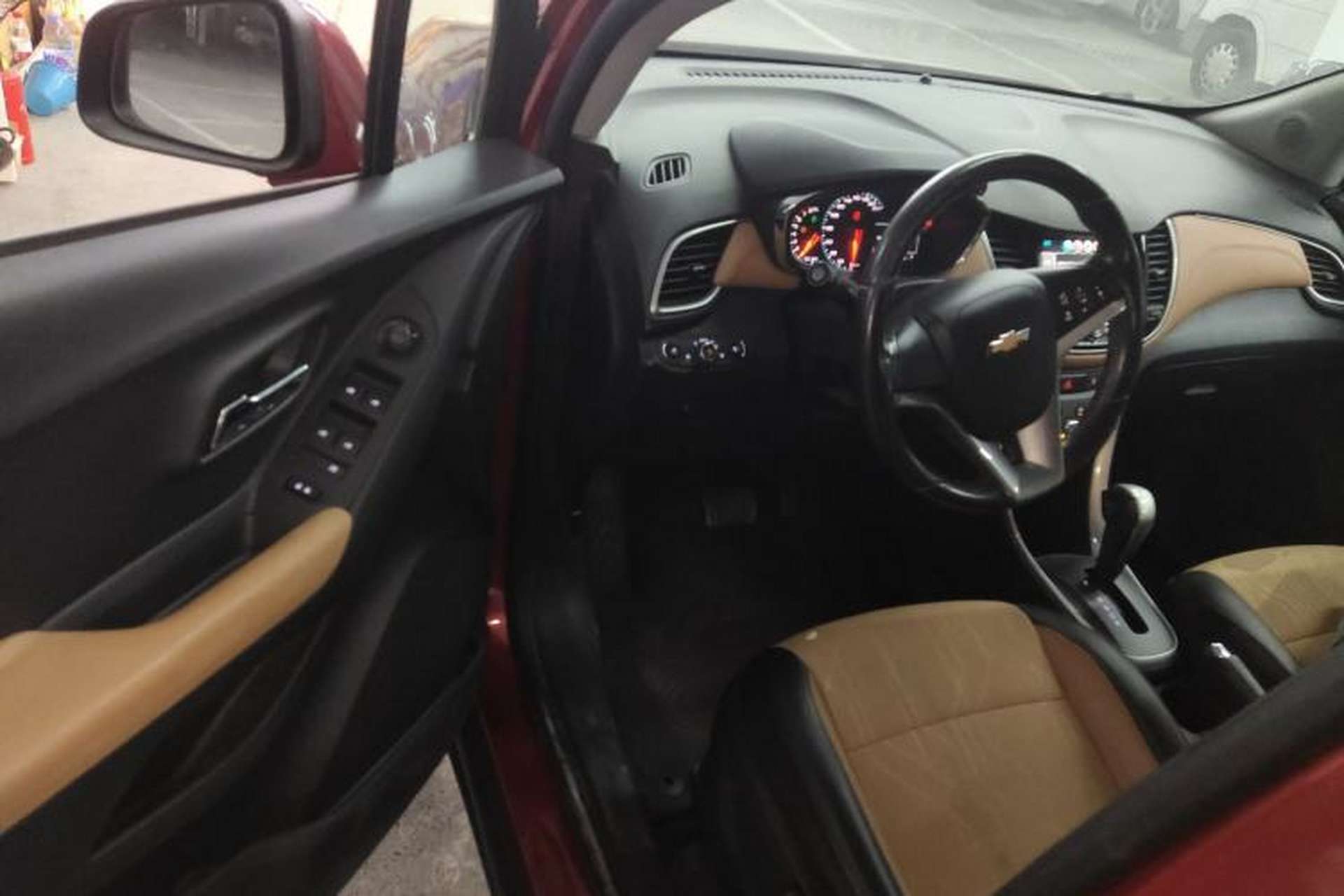 Used Chevrolet Trax 2017 1.4T Automatic Two-Wheel Drive Luxury Version Interior 3