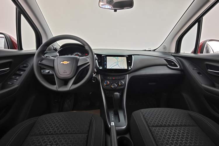 Used Chevrolet Trax 2017 1.4T Automatic Two-Wheel Drive Comfort Version Interior 4