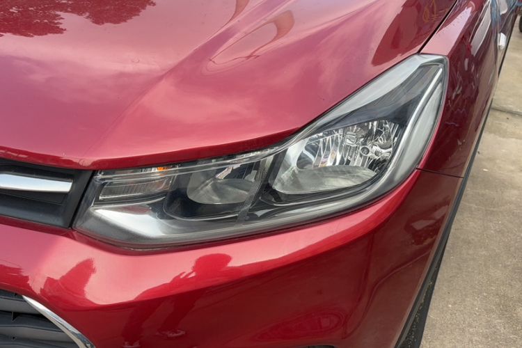 Used Chevrolet Trax 2017 1.4T Automatic Two-Wheel Drive Comfort Version Left Front Headlight