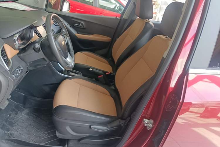 Used Chevrolet Trax 2017 1.4T Automatic Two-Wheel Drive Luxury Version Left Front Seat