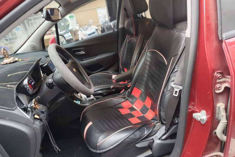 Used Chevrolet Trax 2017 1.4T Automatic Two-Wheel Drive Comfort Version Left Front Seat