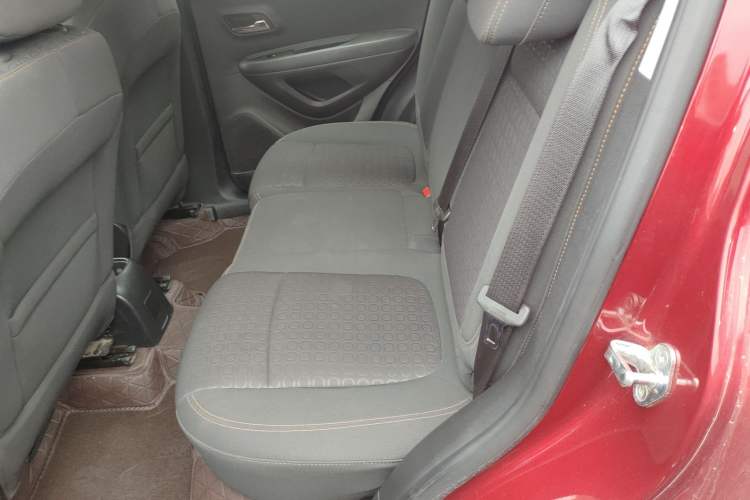Used Chevrolet Trax 2017 1.4T Automatic Two-Wheel Drive Comfort Version Left Rear Seat