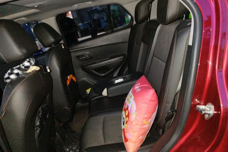 Used Chevrolet Trax 2017 1.4T Automatic Two-Wheel Drive Luxury Version Left Rear Seat