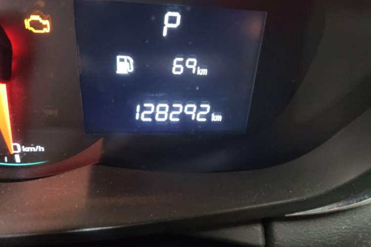 Used Chevrolet Trax 2017 1.4T Automatic Two-Wheel Drive Comfort Version Odometer Close Up
