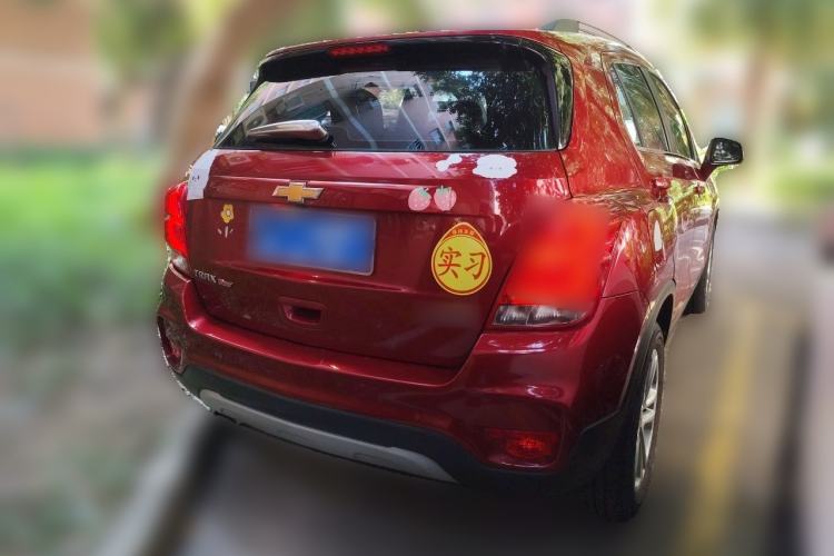 Used Chevrolet Trax 2017 1.4T Automatic Two-Wheel Drive Luxury Version Rear Right 45 Deg