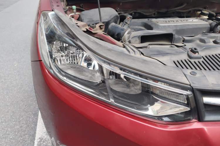 Used Chevrolet Trax 2017 1.4T Automatic Two-Wheel Drive Comfort Version Right Front Headlight