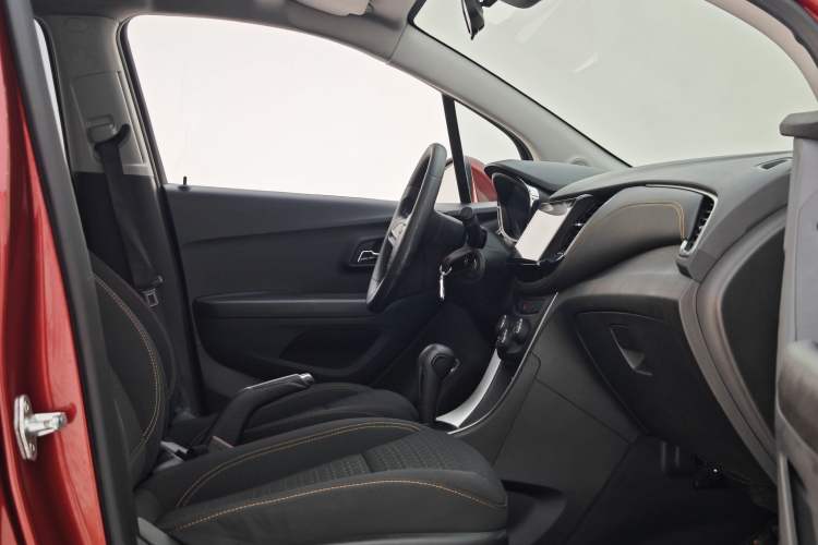 Used Chevrolet Trax 2017 1.4T Automatic Two-Wheel Drive Comfort Version Right Front Seat