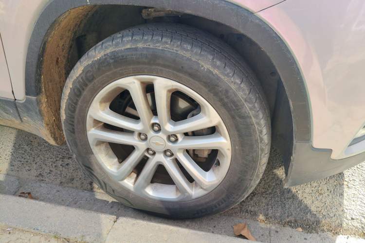 Used Chevrolet Trax 2017 1.4T Automatic Two-Wheel Drive Comfort Version Right Front Wheel Hub