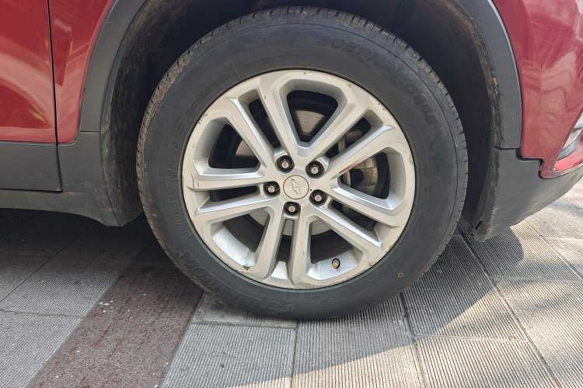 Used Chevrolet Trax 2017 1.4T Automatic Two-Wheel Drive Comfort Version Right Front Wheel Hub