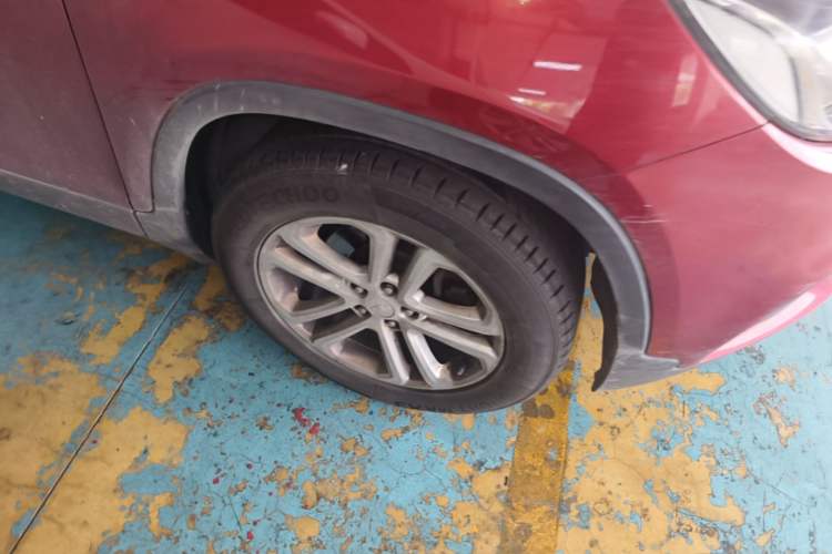 Used Chevrolet Trax 2017 1.4T Automatic Two-Wheel Drive Comfort Version Right Front Wheel Hub
