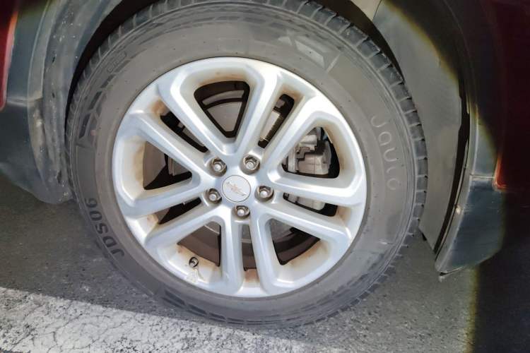 Used Chevrolet Trax 2017 1.4T Automatic Two-Wheel Drive Comfort Version Right Front Wheel Hub