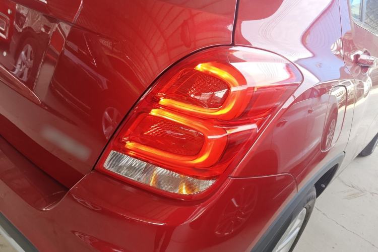 Used Chevrolet Trax 2017 1.4T Automatic Two-Wheel Drive Luxury Version Right Rear Taillight