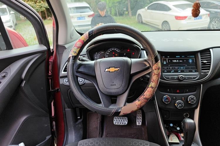 Used Chevrolet Trax 2017 1.4T Automatic Two-Wheel Drive Comfort Version Steering Wheel