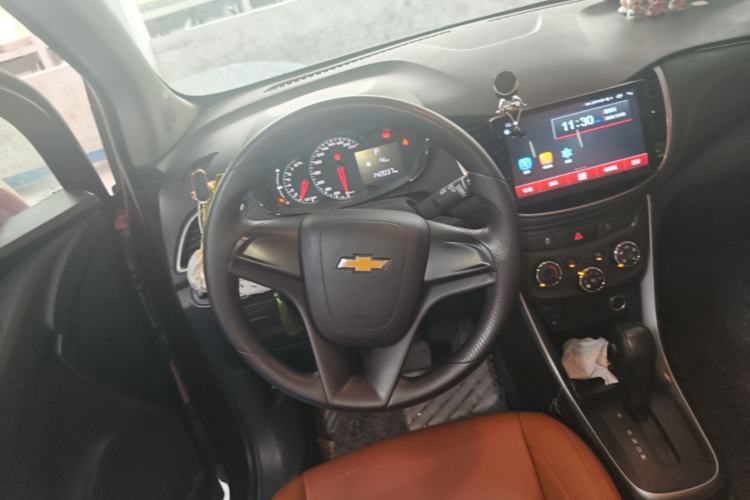 Used Chevrolet Trax 2017 1.4T Automatic Two-Wheel Drive Comfort Version Steering Wheel