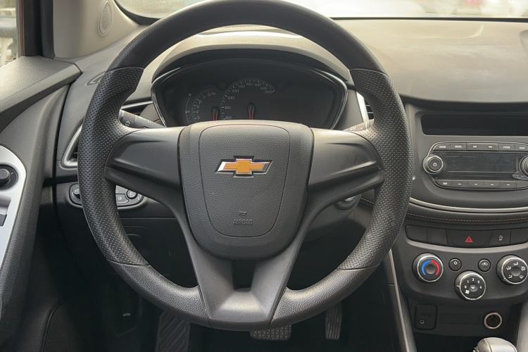Used Chevrolet Trax 2017 1.4T Automatic Two-Wheel Drive Comfort Version Steering Wheel