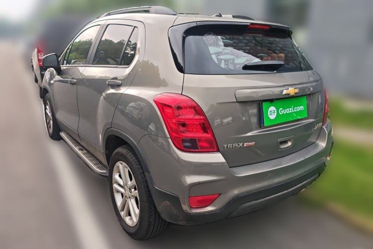 Used Chevrolet Trax 2017 1.4T Automatic Two-Wheel Drive Comfort Version Exterior 3