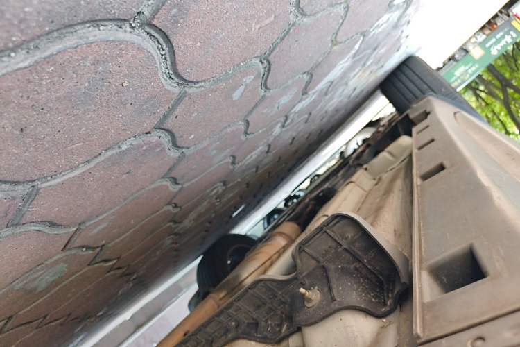 Used Chevrolet Trax 2017 1.4T Automatic Two-Wheel Drive Comfort Version Chassis Rear Left