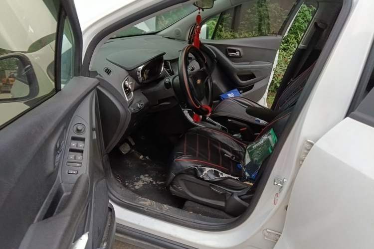 Used Chevrolet Trax 2017 1.4T Automatic Two-Wheel Drive Comfort Version Driver Seat