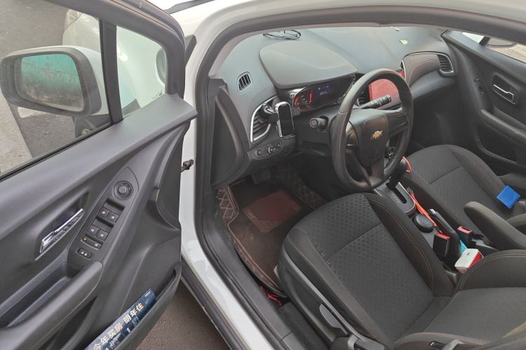 Used Chevrolet Trax 2017 1.4T Automatic Two-Wheel Drive Comfort Version Driver Seat