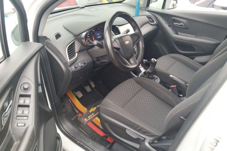 Used Chevrolet Trax 2017 1.4T Manual Two-Wheel Drive Comfort Model Driver Seat