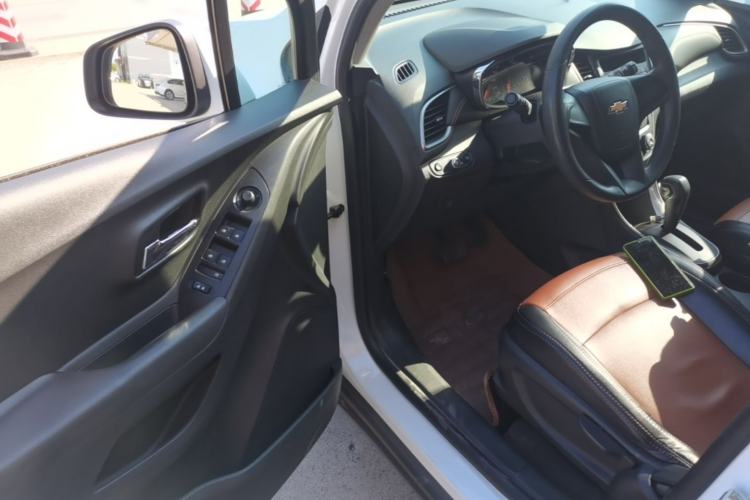 Used Chevrolet Trax 2017 1.4T Automatic Two-Wheel Drive Comfort Version Driver Seat