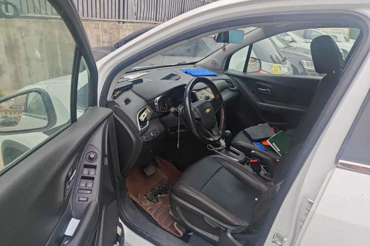 Used Chevrolet Trax 2017 1.4T Automatic Two-Wheel Drive Comfort Version Driver Seat