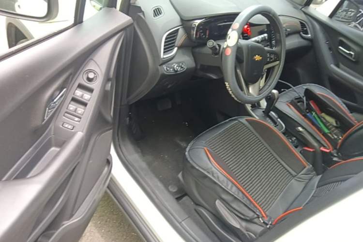 Used Chevrolet Trax 2017 1.4T Automatic Two-Wheel Drive Luxury Version Driver Seat
